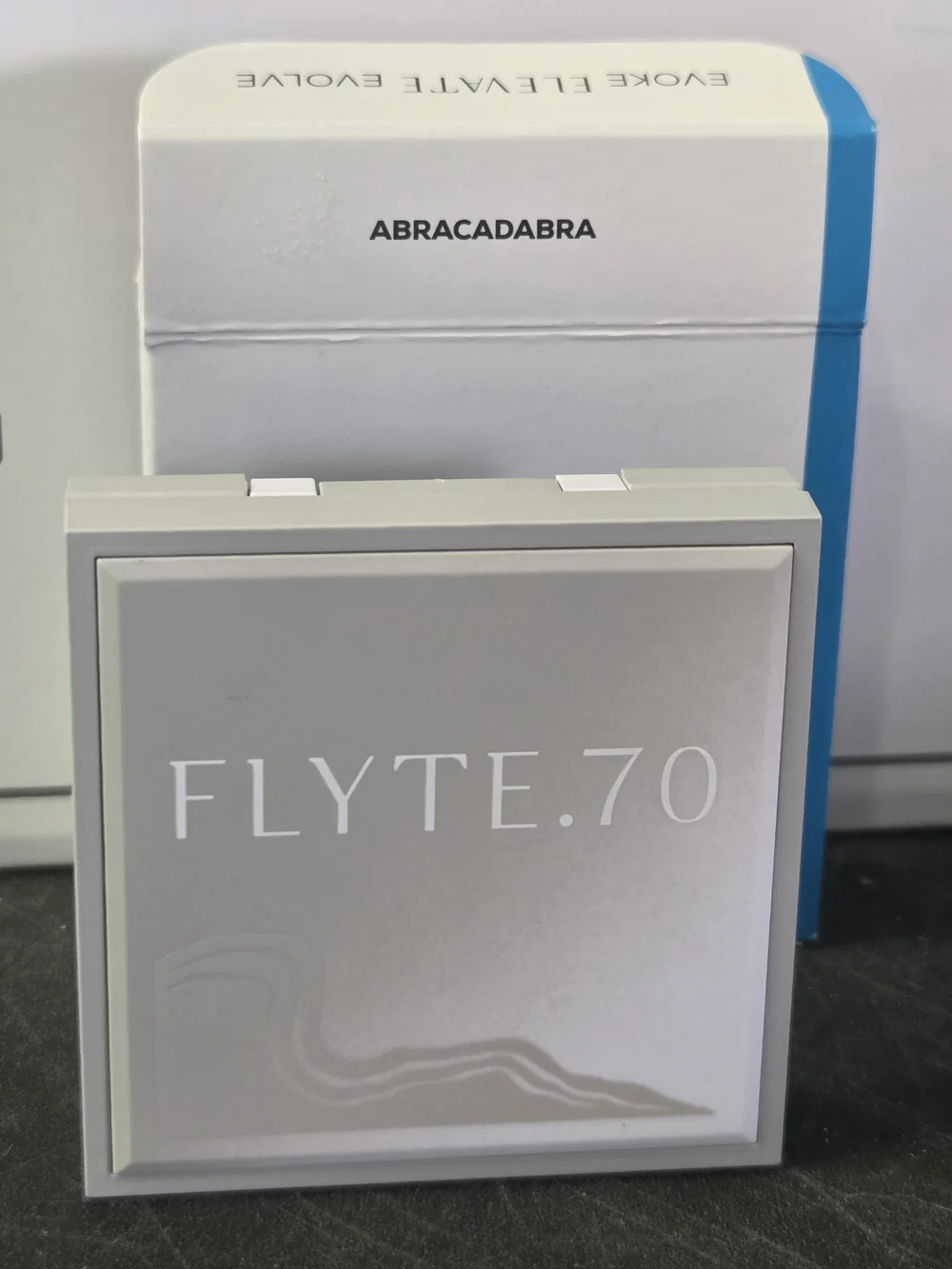 Flyte.70 give cheeks